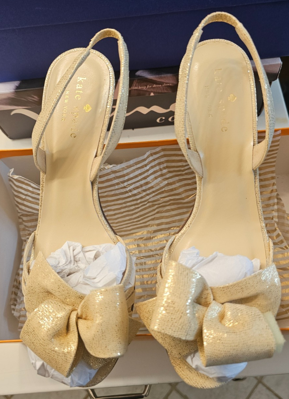 EUC Kate Spade Size 7 Gold/Lizard Maribeth - comes with orig box
